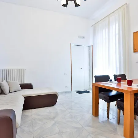 Guesthost - Amalfi - Apartman *